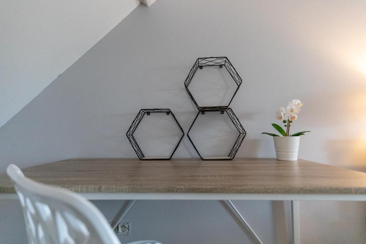 Spacieux Chic - Confort - Proche Parcs & Thermes Appartamento *